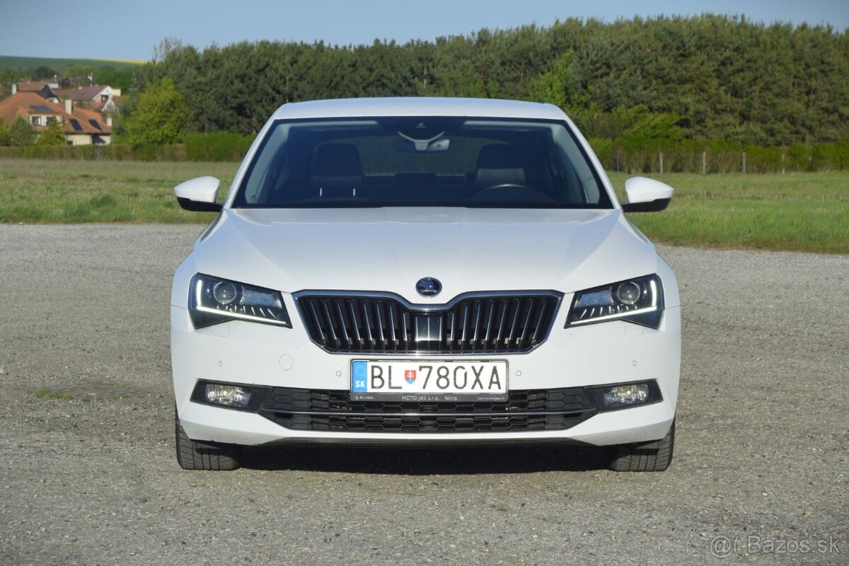 Škoda Superb - 2