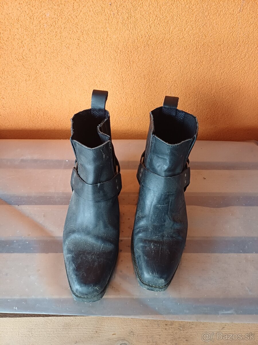 Čižmy - 2