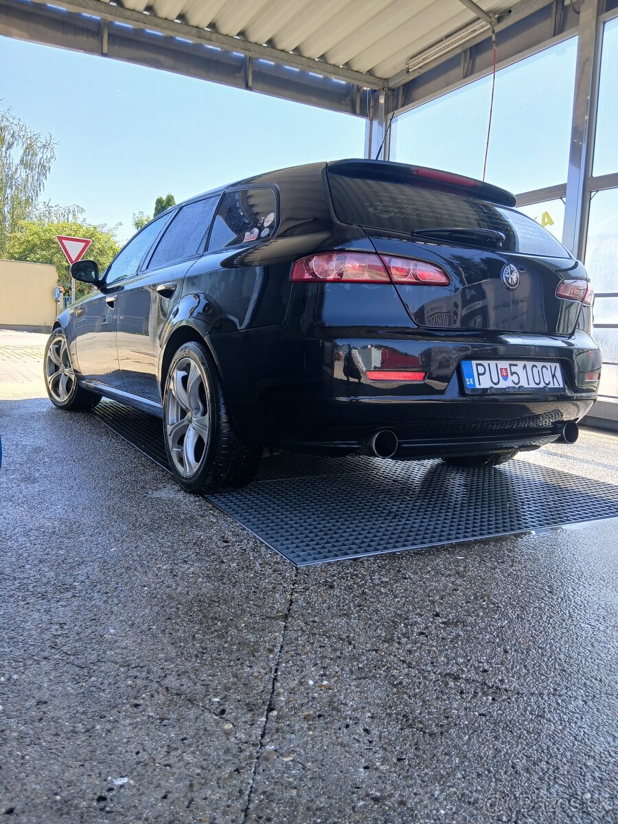 Alfa romeo 159 - 2