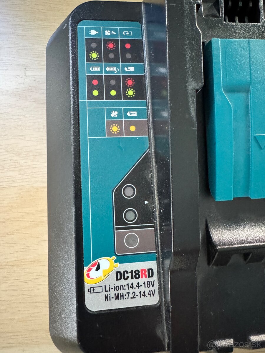 Makita nabíjačka DC18RD - 2