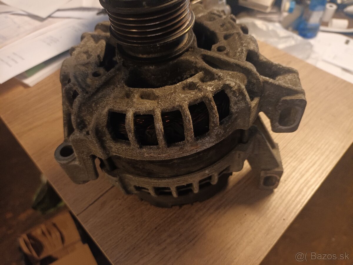 Alternátor volvo xc 60 2.4 d5 158.kw - 2