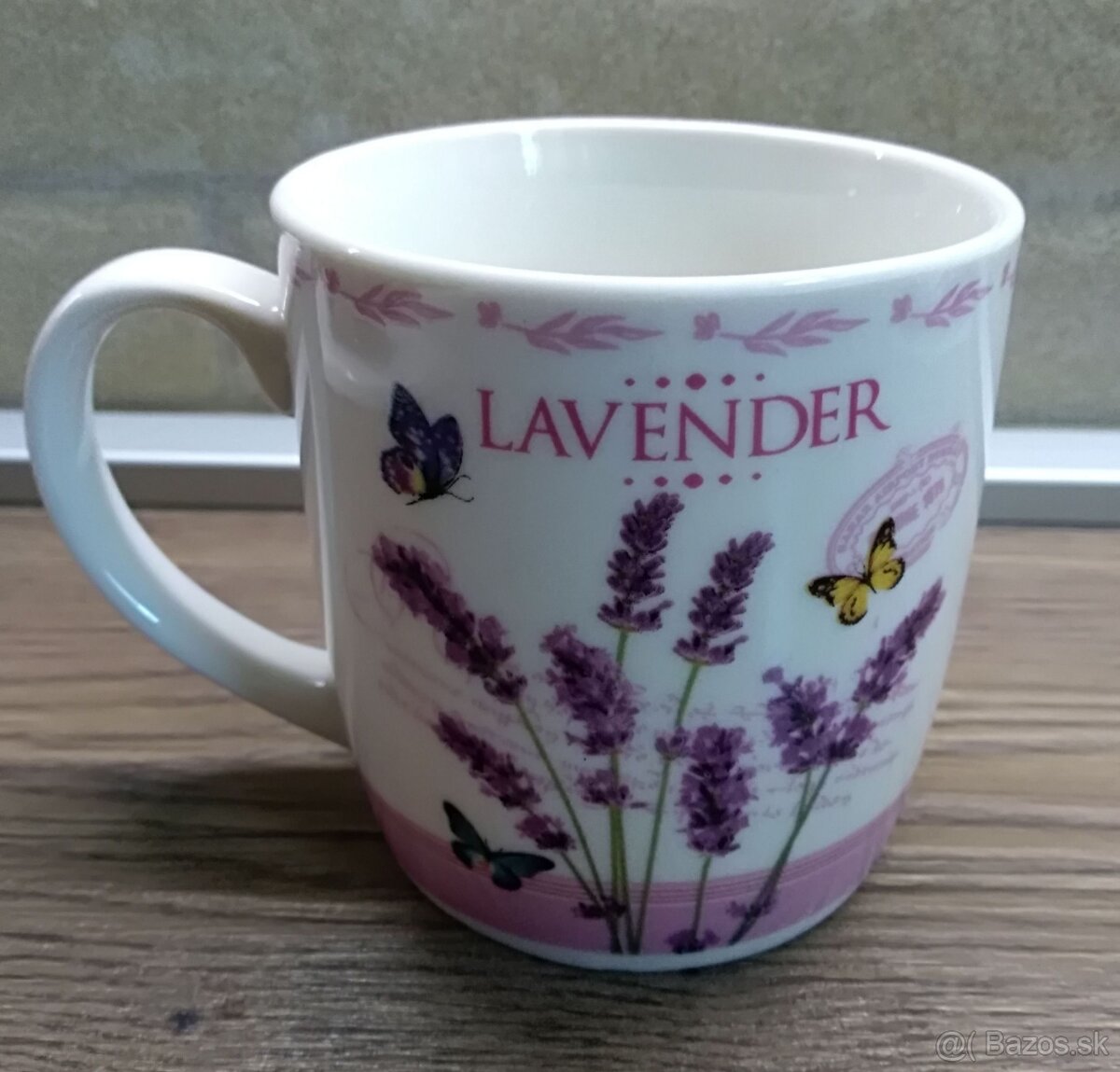 Rôzne hrnčeky/poháre - 2