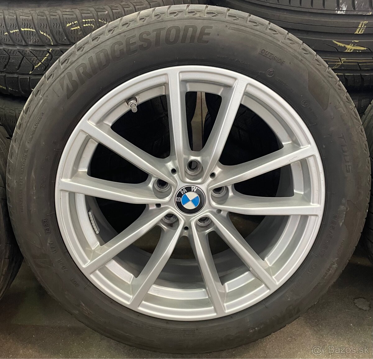 5x112 R17 7,5J ET30 + 225/50 R17 Bridgestone letné - 2