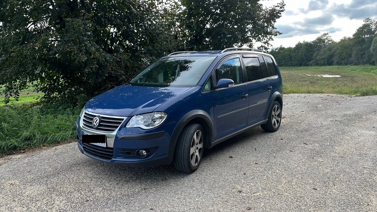 Volkswagen Cross Touran 2.0 TDI DSG - 2