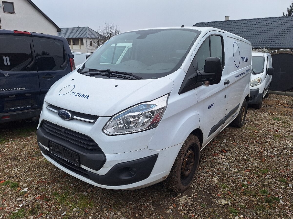 FORD TRANSIT CUSTOM 2,2TDCI KLÍMA ŤAŽNÉ - 2