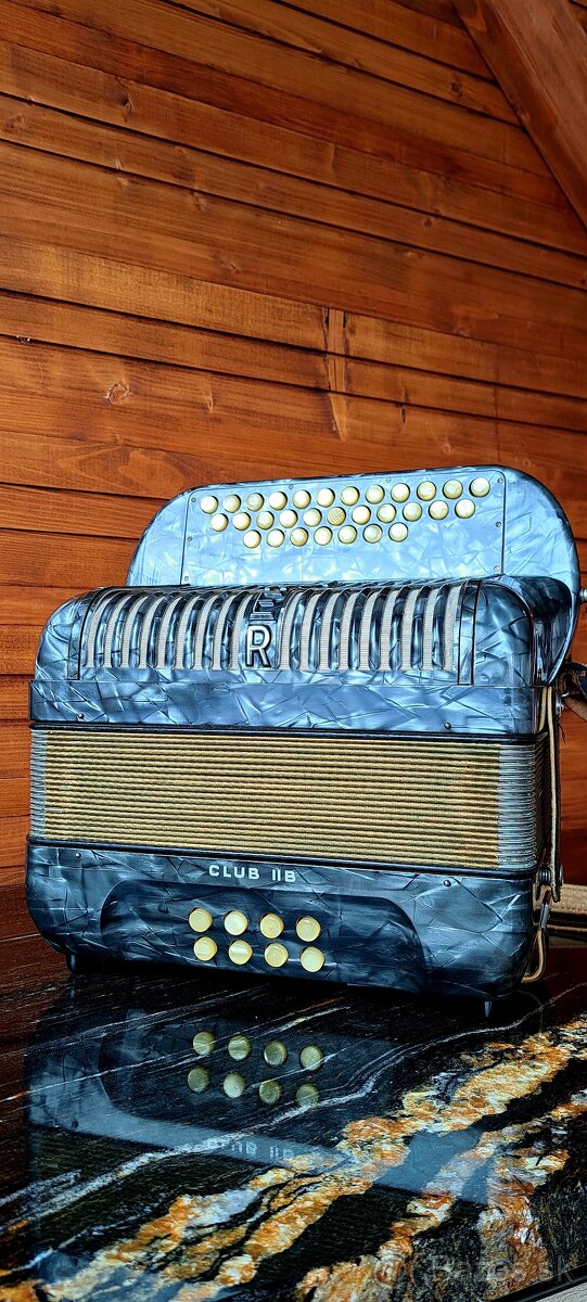 Heligónka Hohner club 2B - 2