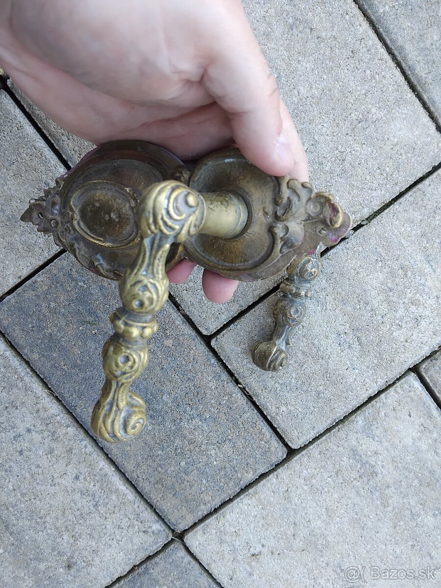 Mosadzné klucky - 2