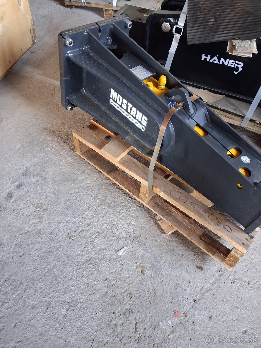 hydraulicke kladivo - 2