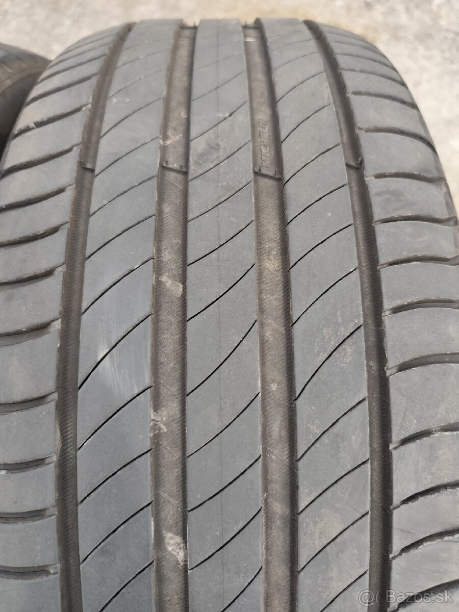 235/45R18 98W Michelin letná - 2