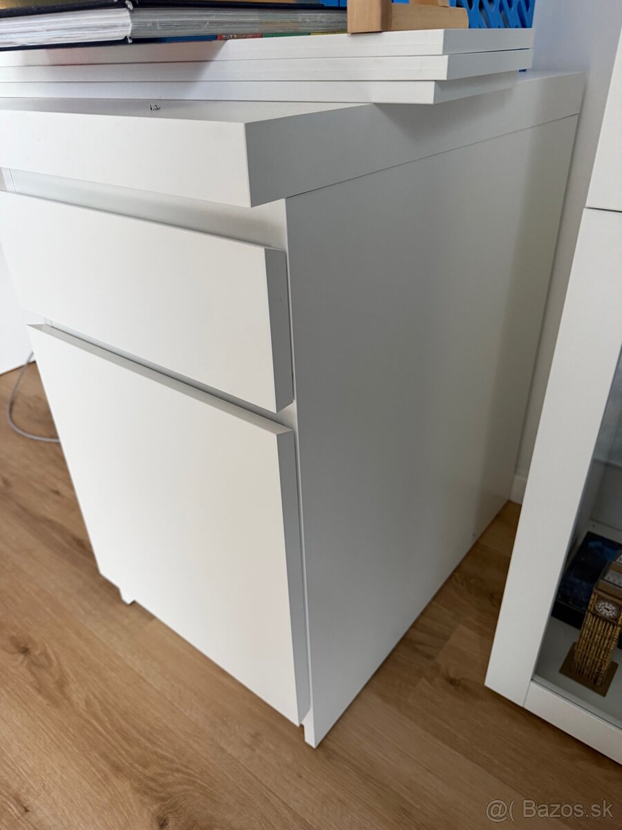 Pracovny stol Ikea Malm - 2