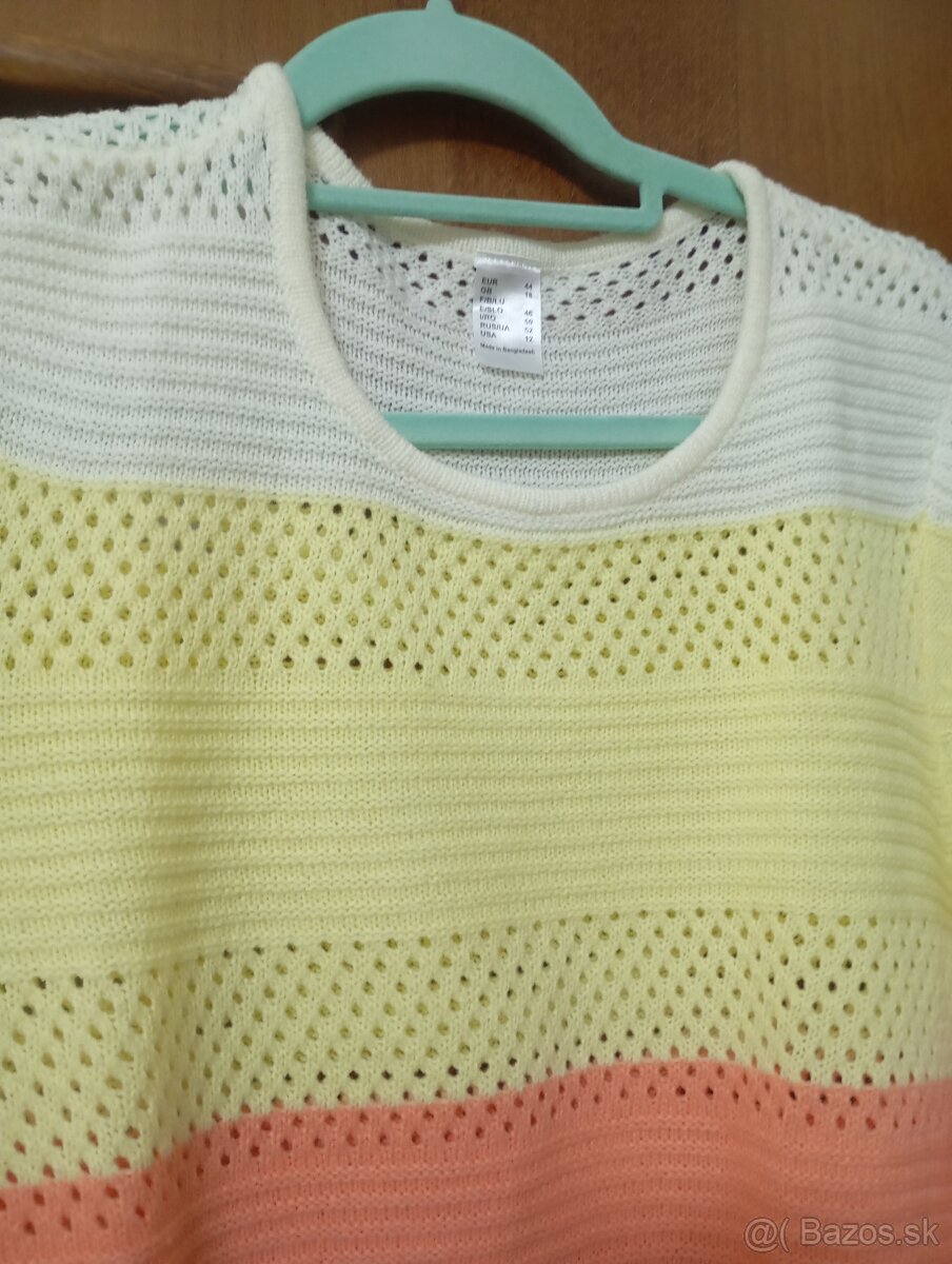 Zaujímavý pulóver č. 44 - 2