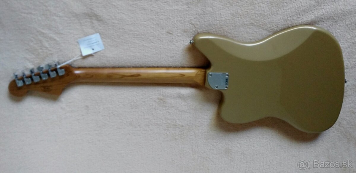 Predam el. gitaru Squier JAGUAR. - 2