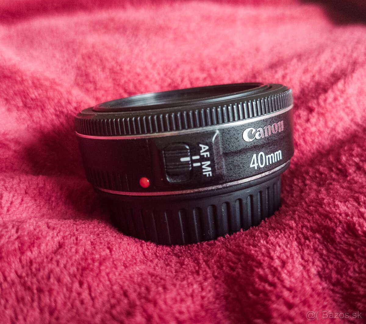 Canon EF 40mm f/2.8 STM - 2