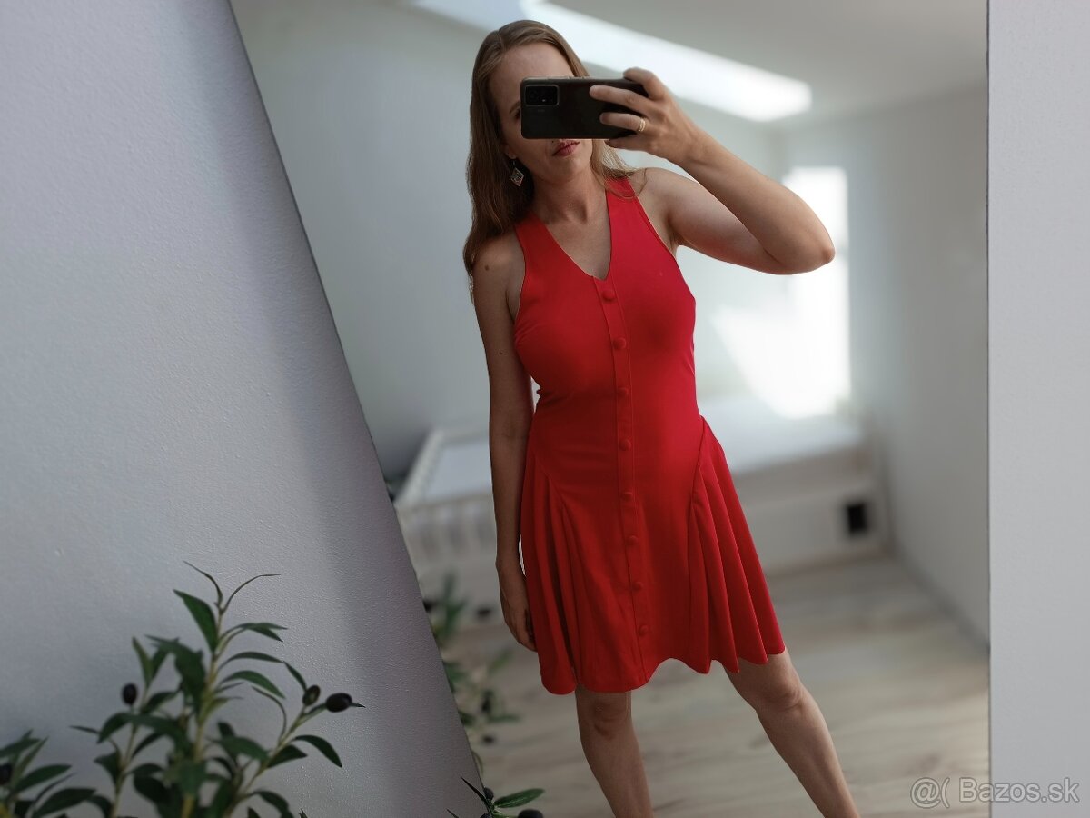 Red dress 🍒 - 2