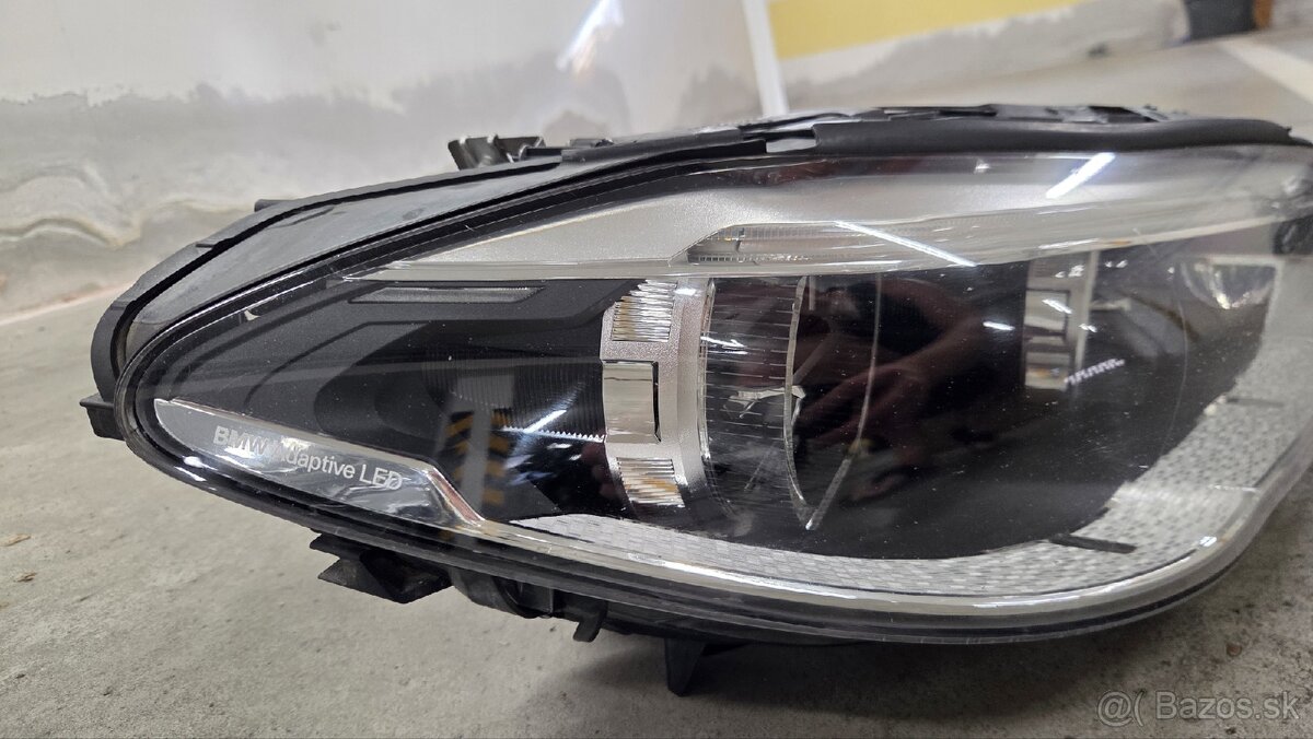 Pravy svetlomet BMW f10/f11LED adaptive - 2