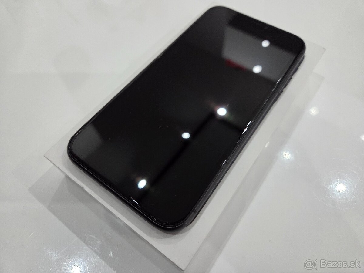 iPhone 11 256GB - 2