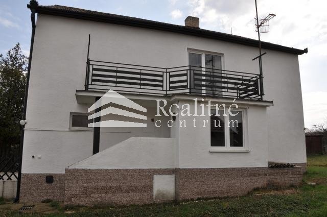 Ponúkame priestranný RD vo Veľkom Ďure - 2