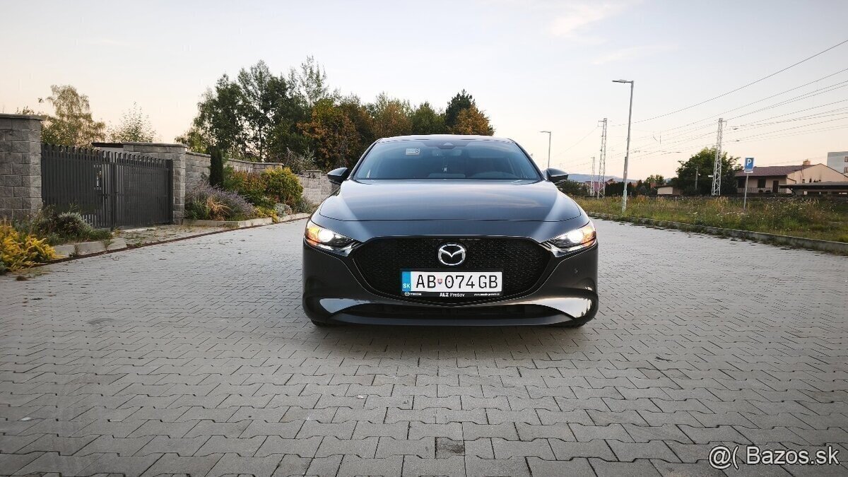 Mazda 3 2.0 Skyactiv G122 Plus - 2