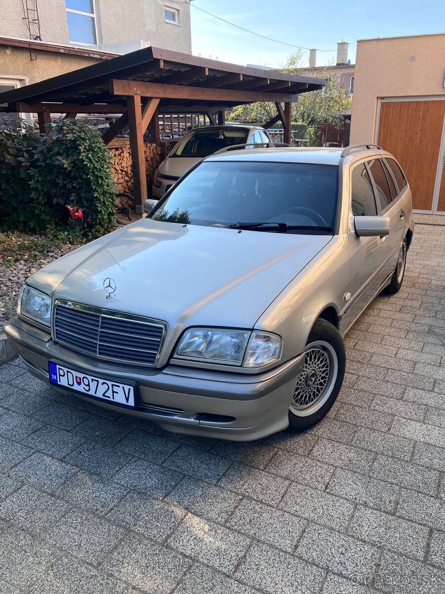 Mercedes C220 - 2