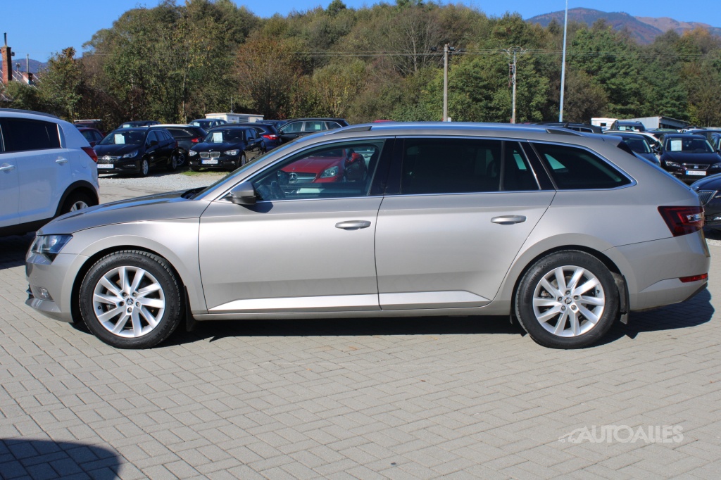 Škoda Superb Combi 2,0 TDi DSG 140 kW 4x4 STYLE, ODPOČET DPH - 2