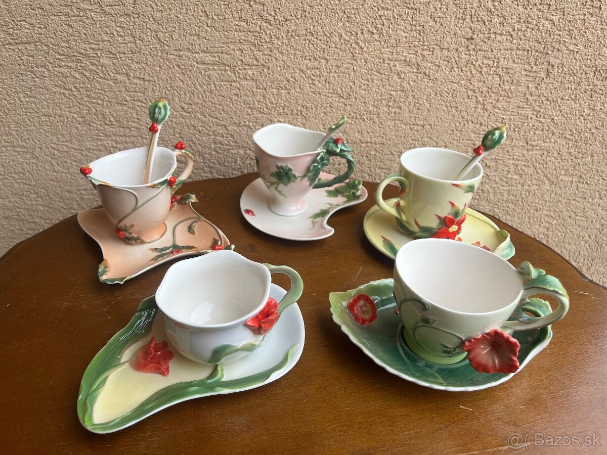 Porcelánové zberateľské šálky - 2