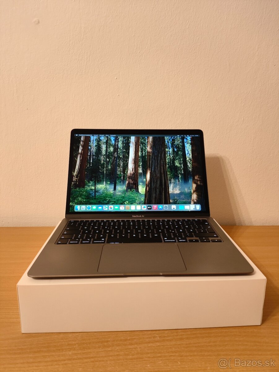 MacBook Air 2020 | i7 • 8GB • 256GB - 2