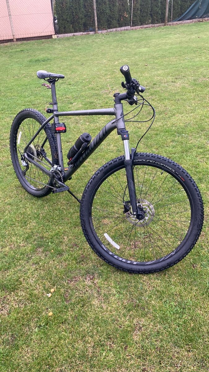 Horský bicykel SPECIALIZED - 2