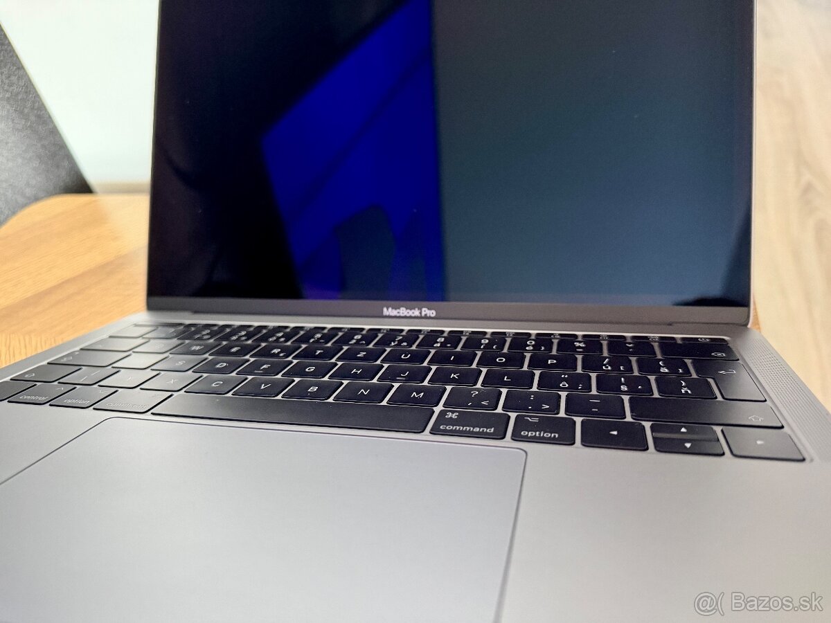 MacBook Pro 13-inch 128GB - 2