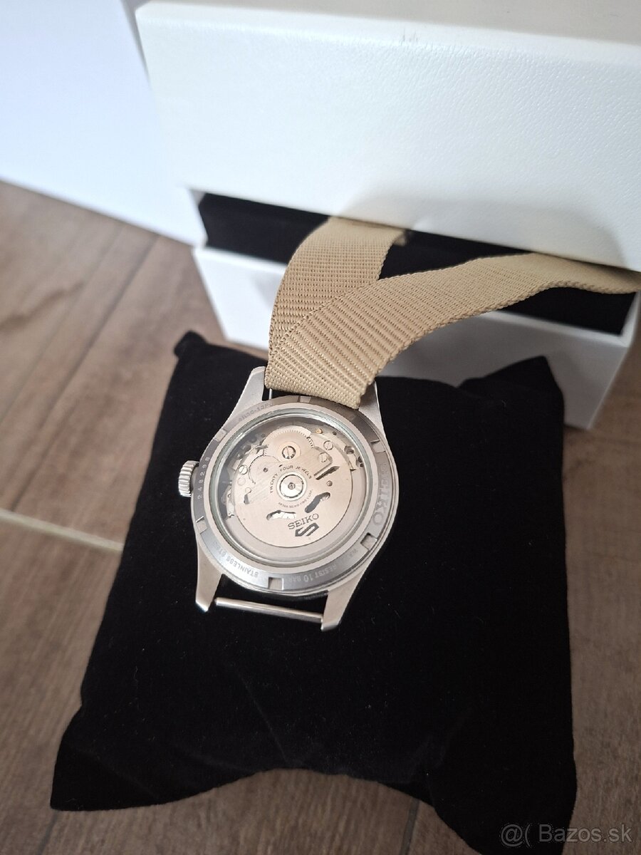 Seiko 5 SRPJ83K1 Automatic - 2