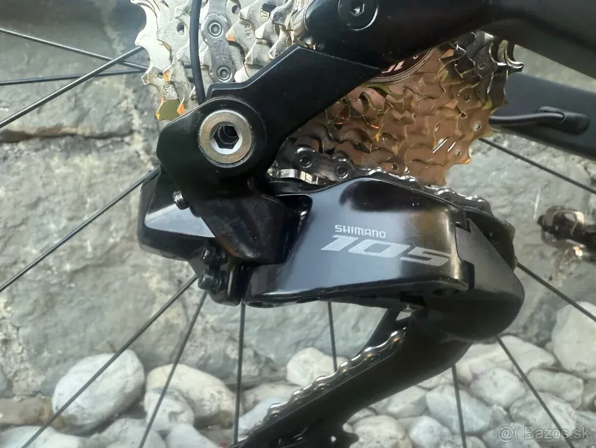 Carbonový Cestný Bicykel UCI - 2