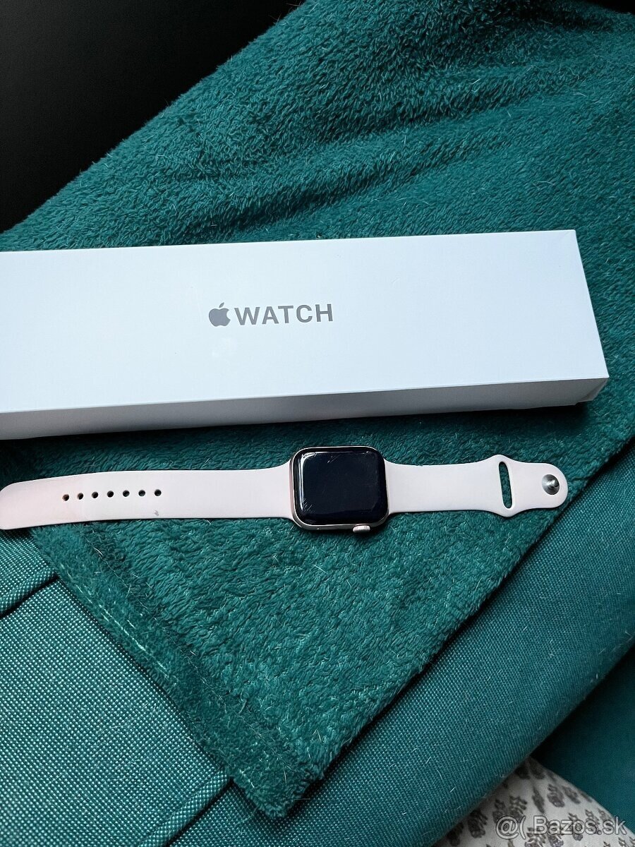 Apple Watch SE 44mm Rose Gold - 2