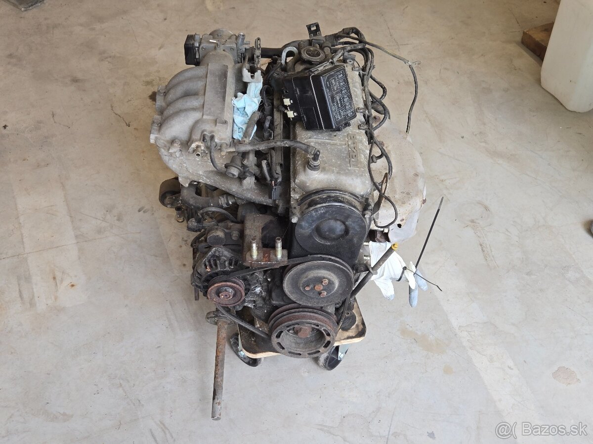 Motor 1.6 _ mazda 323 BG - 2