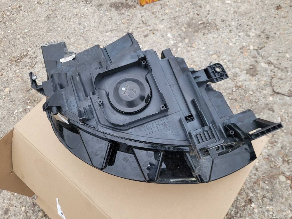 VW ID 3 LAVE SVETLO FULL LED IQ - 2