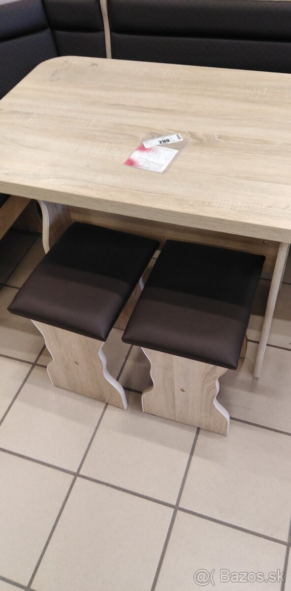 Predá jedálenský kút - 2