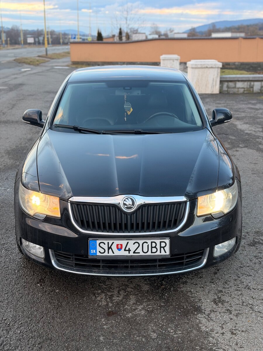 Skoda Superb 2.0 TDI CR DSG - 2