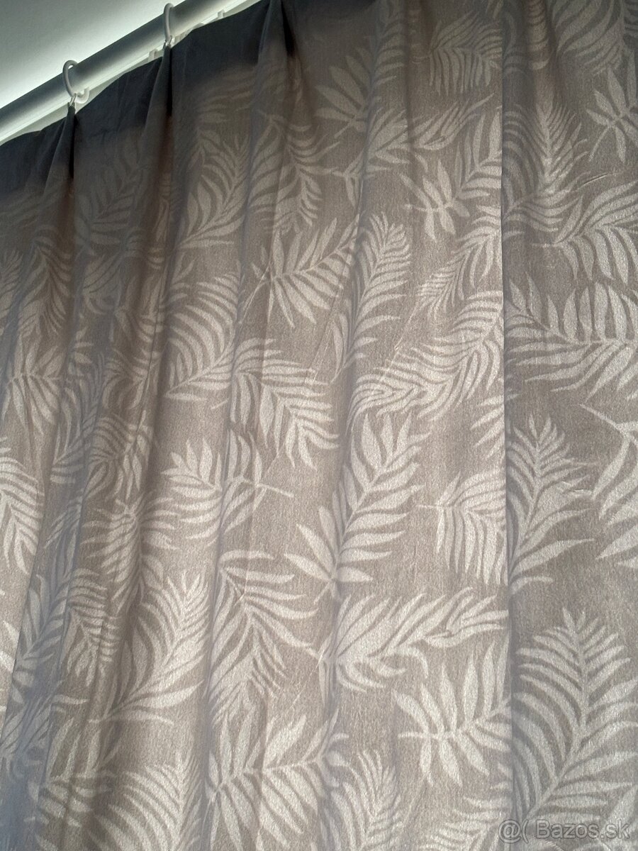 Sivé závesy - 2