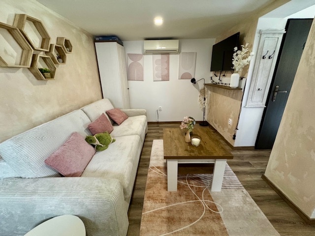 Na predaj celoročne obyvateľná chata v lokalite Elsvit - 2