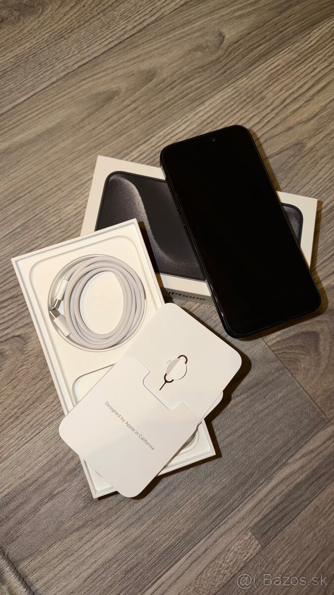 Apple iPhone 15 Pro Max 256 GB - 2