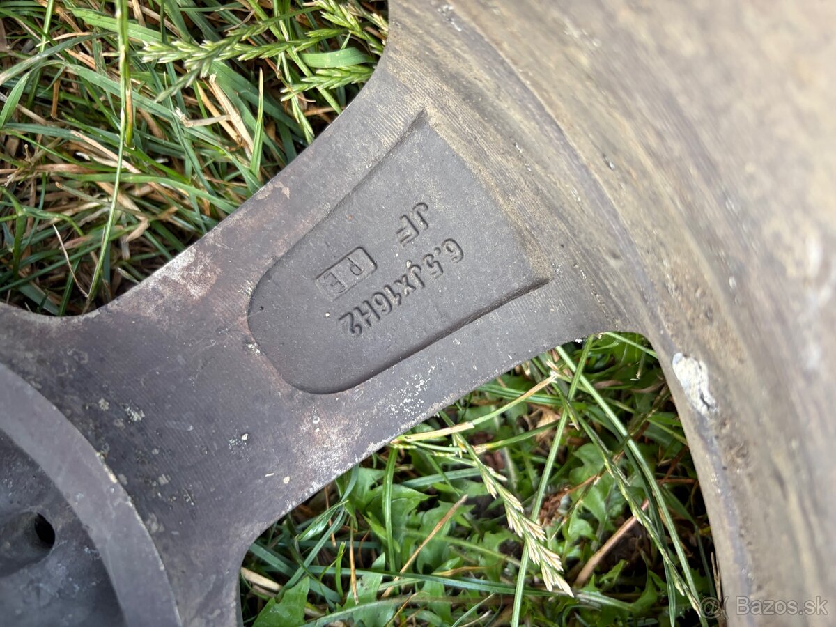 Predám 4x108 6.5J ET25 205/55 R16 - 2