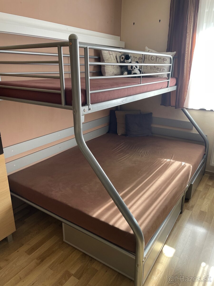 Predám poschodovú postel. - 2
