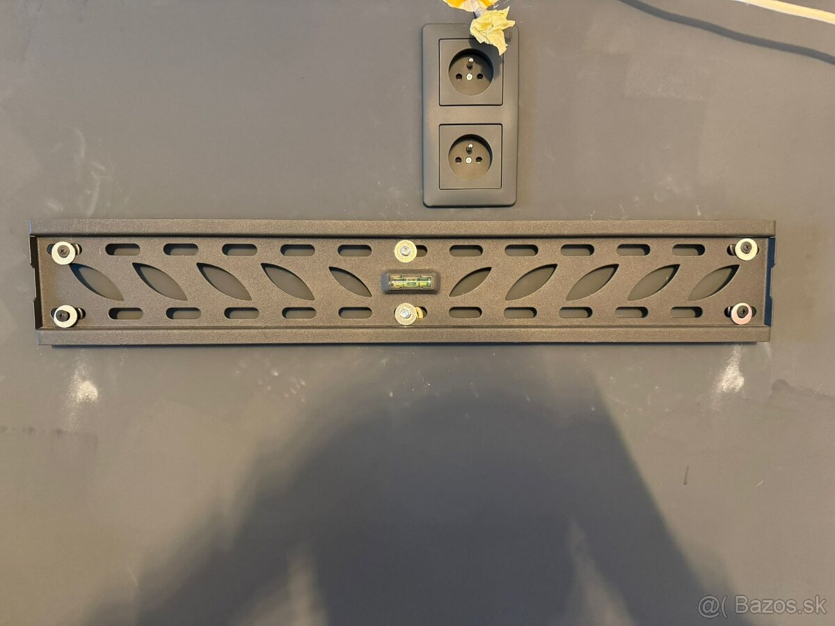 Tesla TSL-TV-T2KYD55 UHD Smart SAT - 2