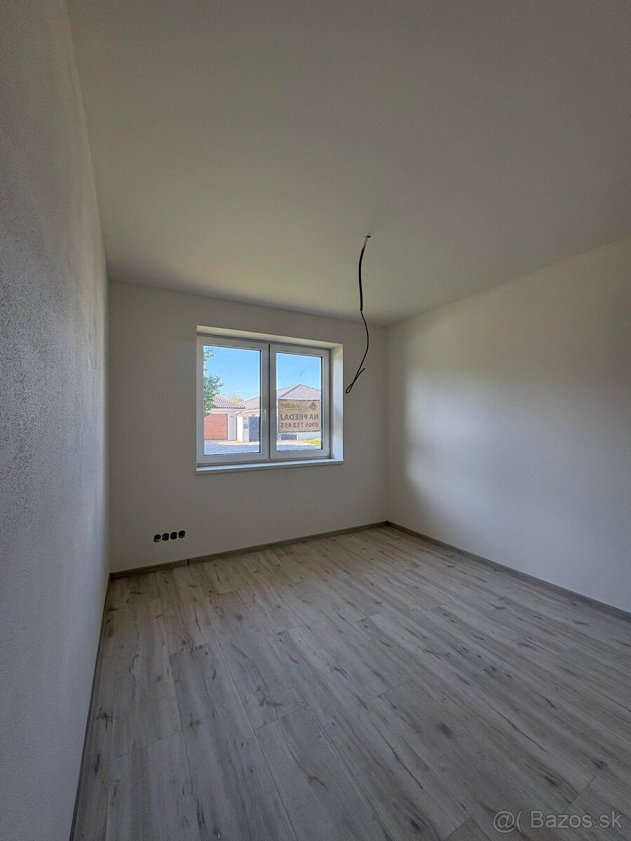 Novostavba v Nesvadoch - 2