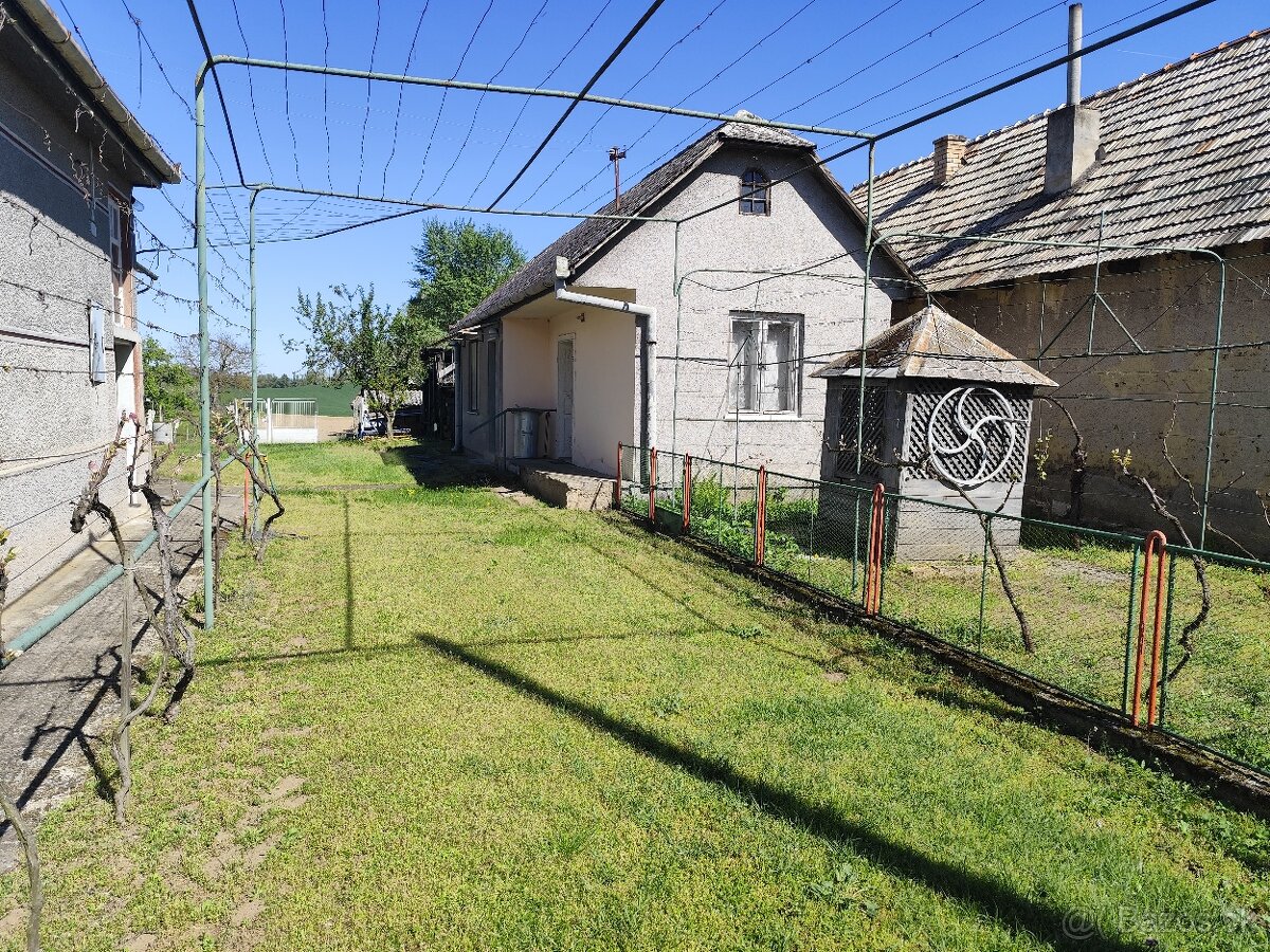 Rod. dom v Kováčovciach okr. Veľký Krtíš - 2