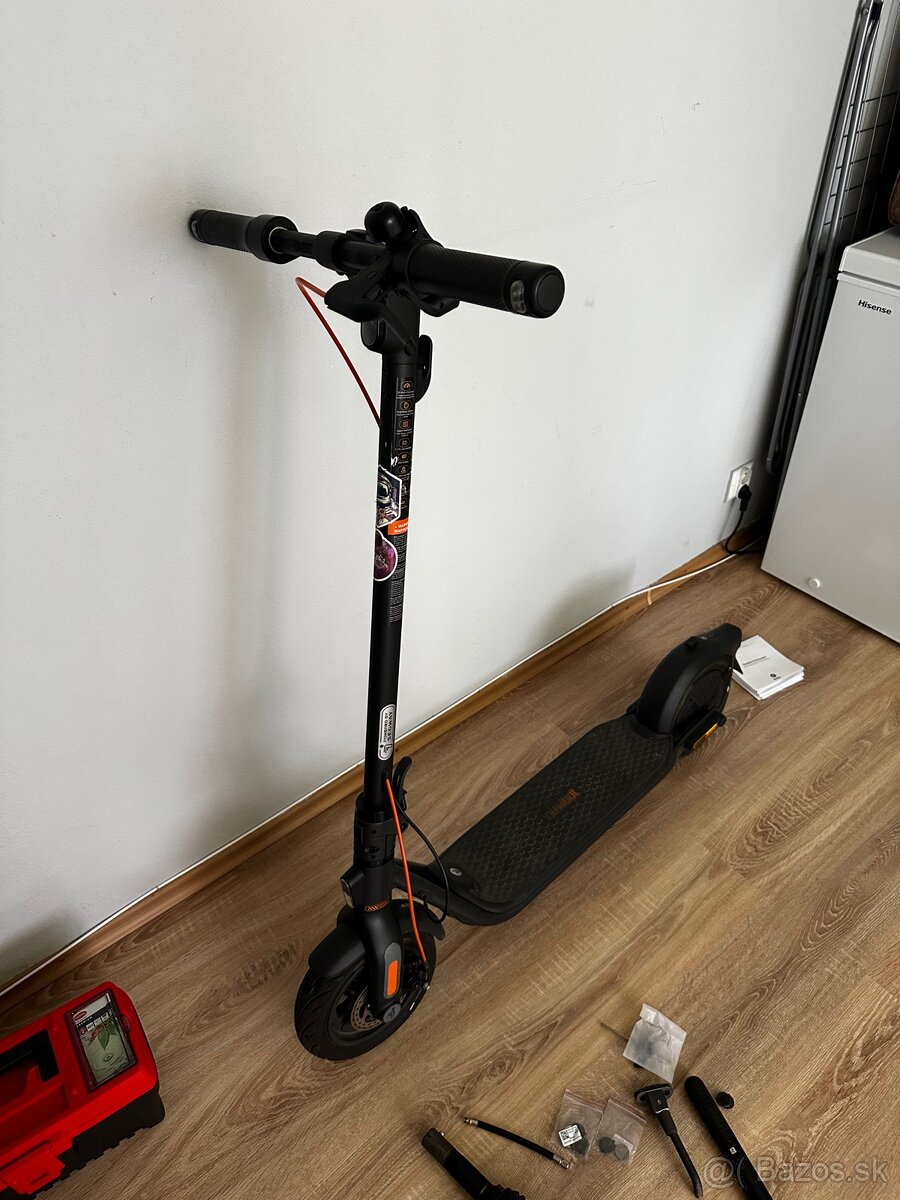 Električka kolobežka ninebot - 2