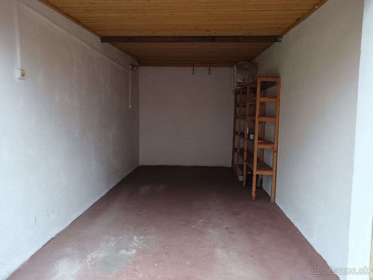 Garáž na predaj v Liptovskom Mikuláši - 2