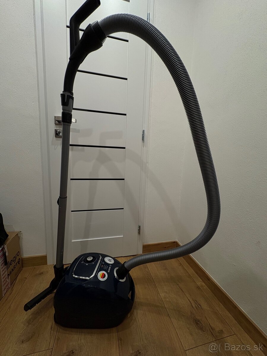Vysávač - 2