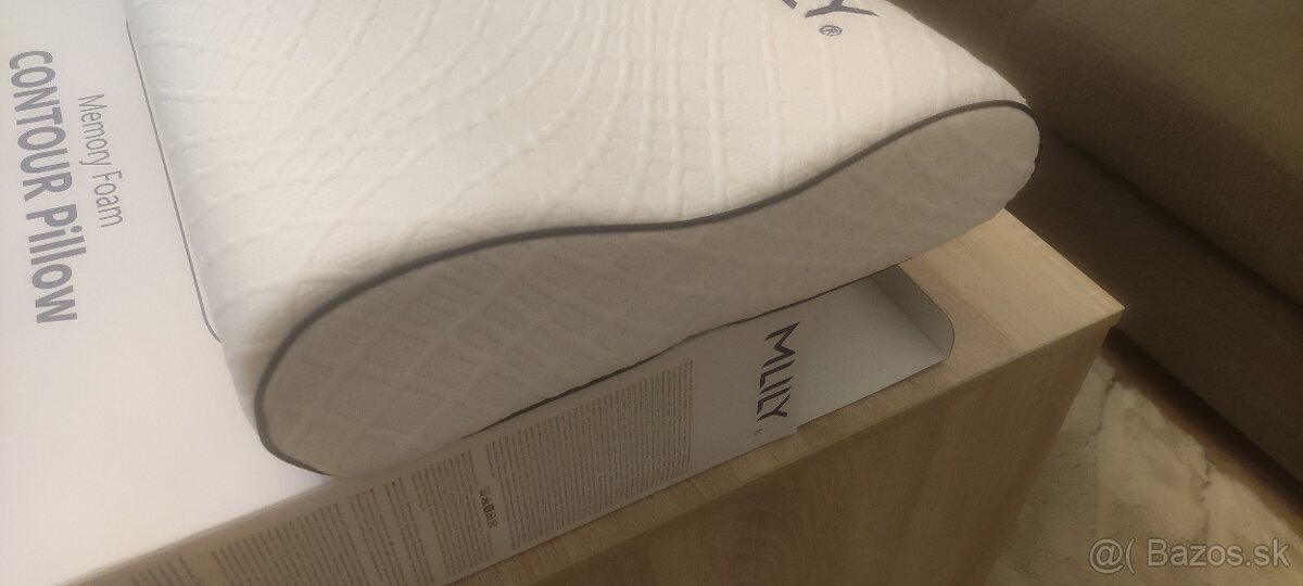 Vankúš / polštář - 2