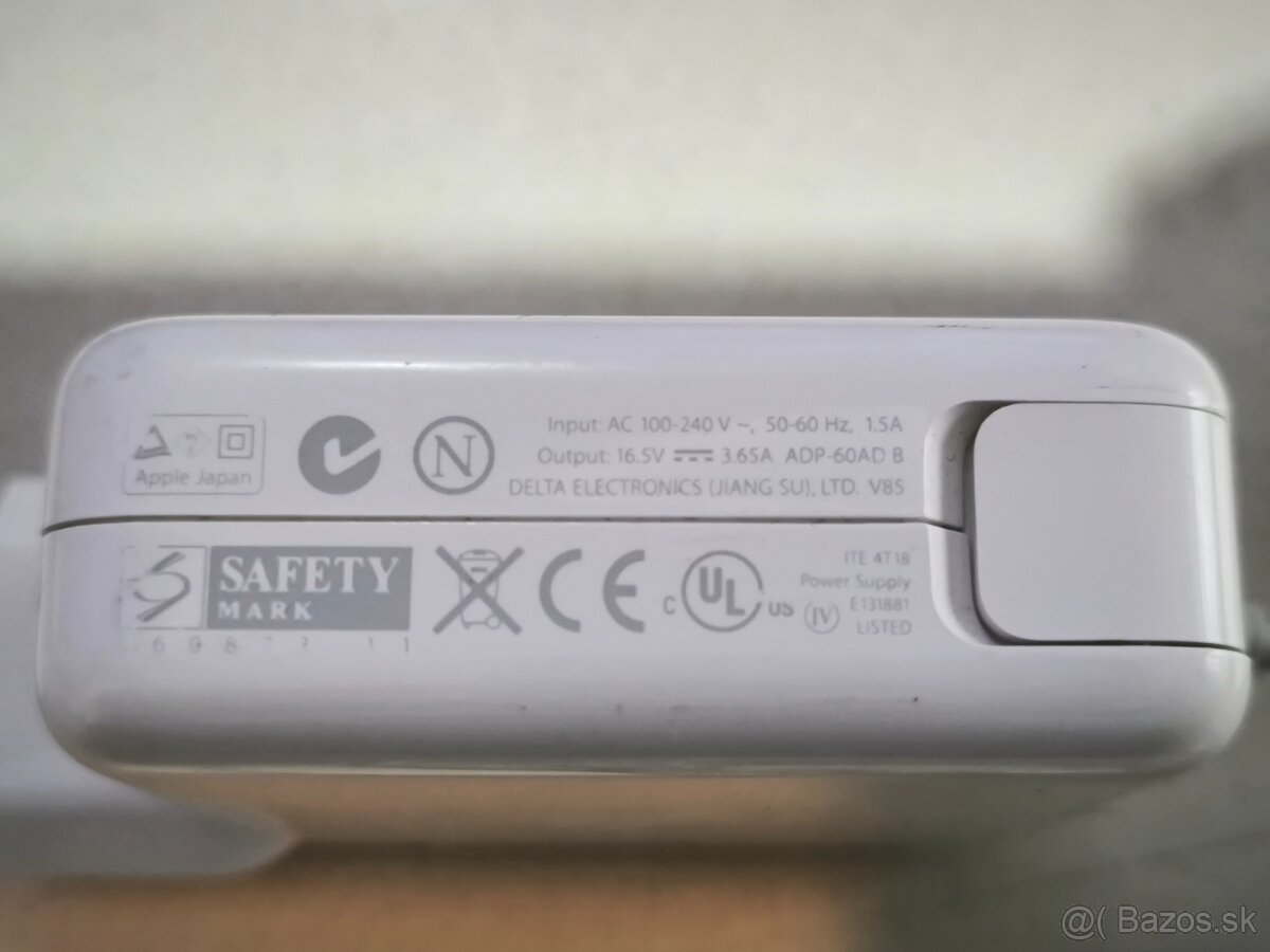 Predám originál nabíjačku na MACbook - 2