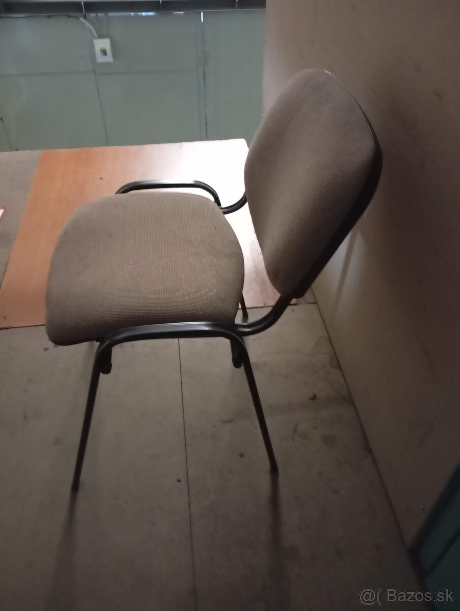 Hnedá kancelárska stolička - 2