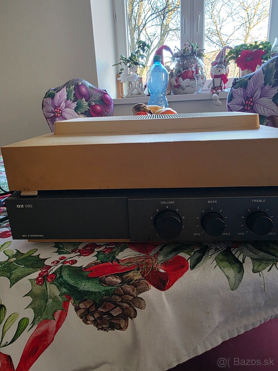 Predám gramof na platne - 2